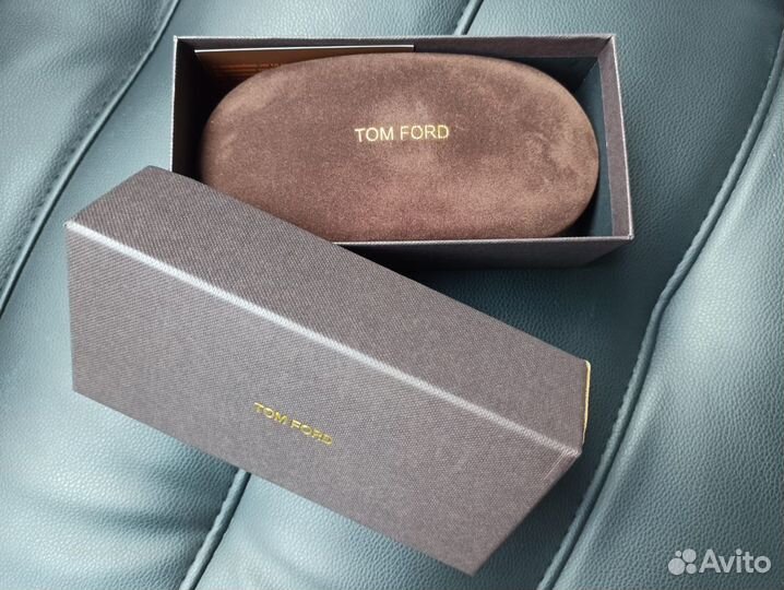 Солнцезащитные очки женские Tom Ford