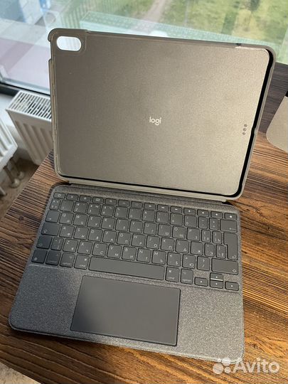 Logitech combo touch iPad Air 4/5