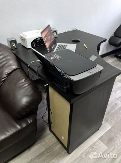 Угловой письменный стол икея IKEA