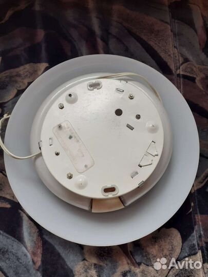 Светильник потолочный