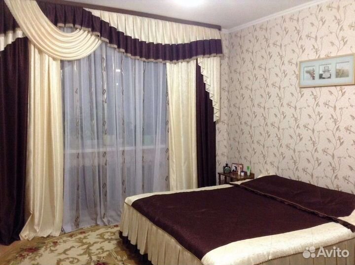 Шторы с ламбрекеном и покрывало