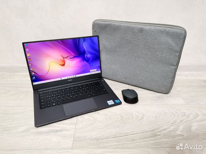 Ультрабук huawei MateBook D i3-1115G4/8 гб/SSD256