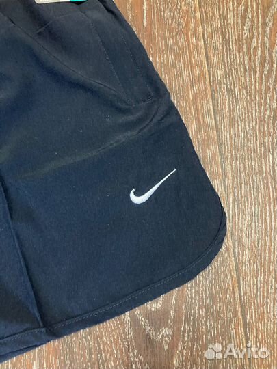 Плавательные шорты Nike новые