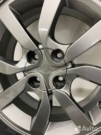 LADA Granta, Michelin X-Ice North XIN2 185/60 R15