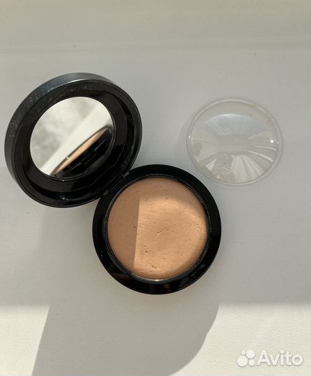 Пудра Mac mineralize medium golden