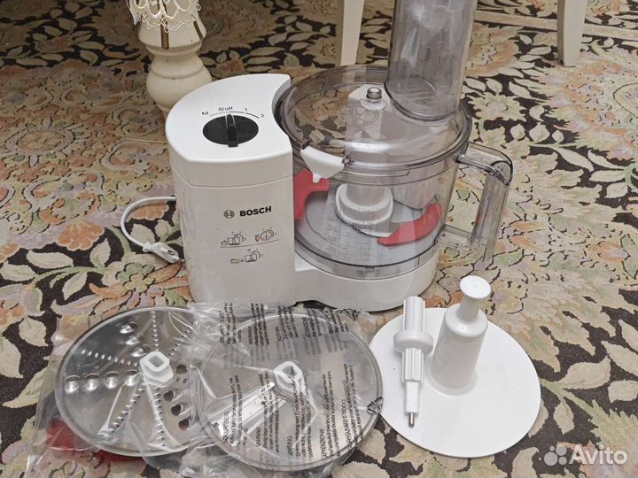 Кухонный комбайн bosch новый