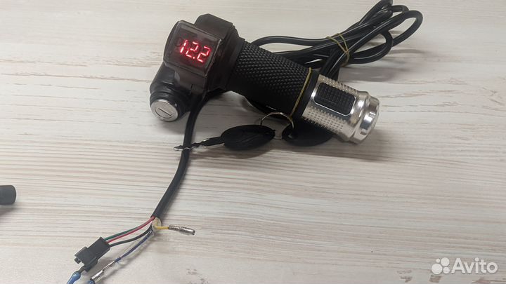 Ручка газа для электровелосипеда скутера разные