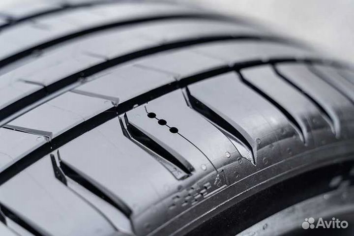 Michelin Pilot Sport 5 225/50 R17 98Y