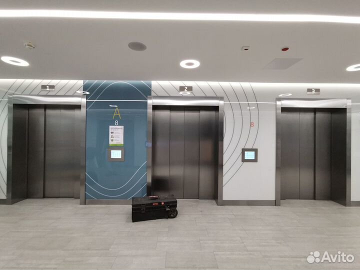 Удаление царапин в лифте