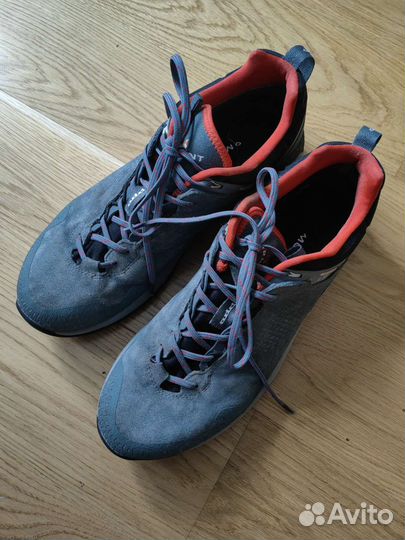 Треккинговые ботинки мужские