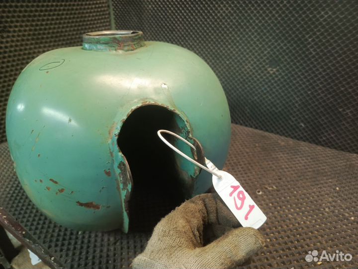 Бензобак на мотоцикл иж Юпитер планета 1 2