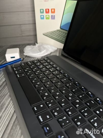 Планшет umiio