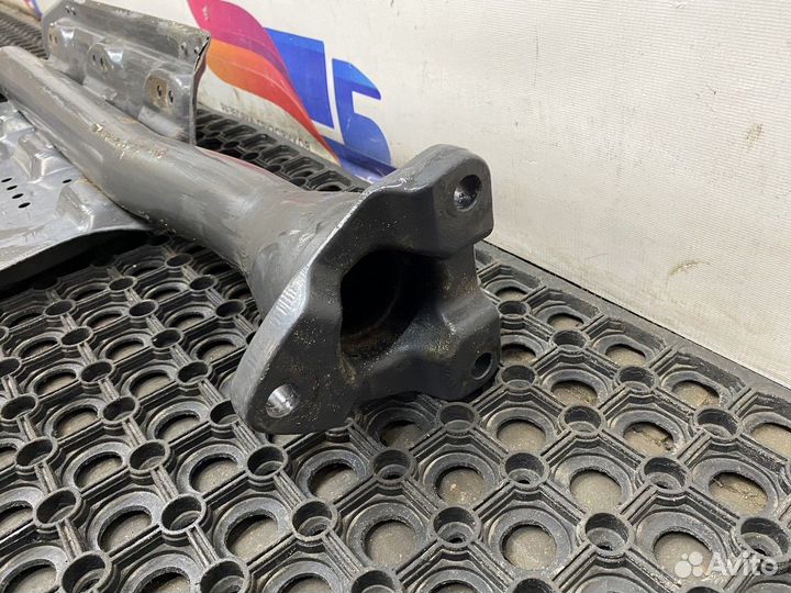 Кронштейн заднего крыла левого Scania 6-series