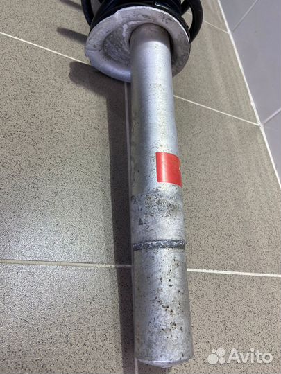 Амортизатор передний правый BMW 5 E39