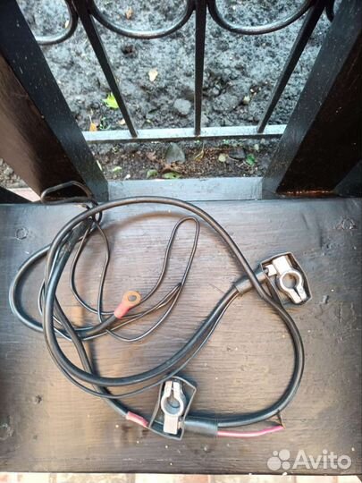 Клемы аккумулятора