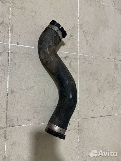 Патрубок интеркулера Mercedes C W204 2006-2013