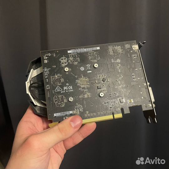 Видеокарта MSI RX460 2gb aero