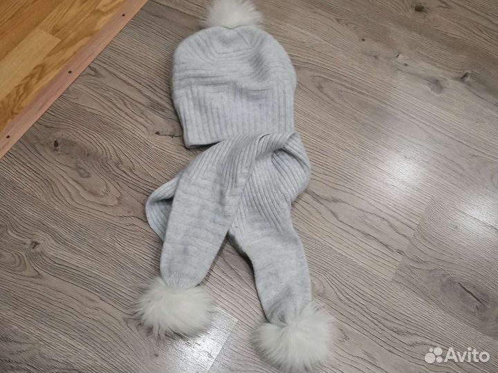 Шапка зимняя и шарф
