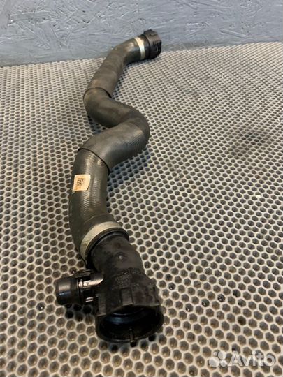 Патрубок системы охлаждения левый Bmw X7 G07