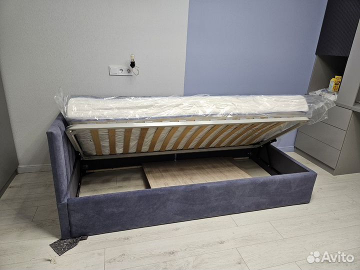 Кровать детская 90*200 правый угол новая