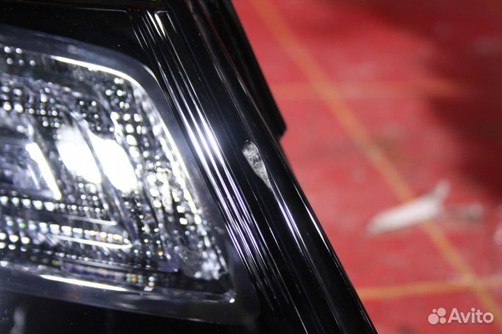 Фара правая Land Rover Discovery Sport