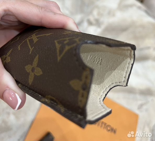 Кейс Louis Vuitton оригинал