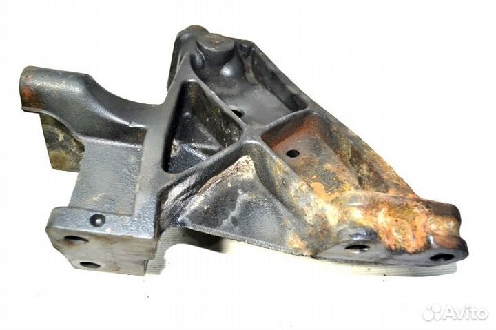 Кронштейн усилителя бампера, левый scania R-Series