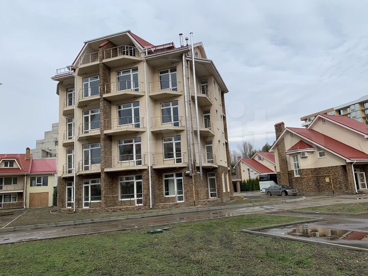 Гостиница, 908 м²