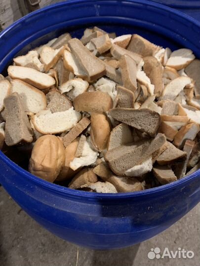 Хлеб для корма животных сухари