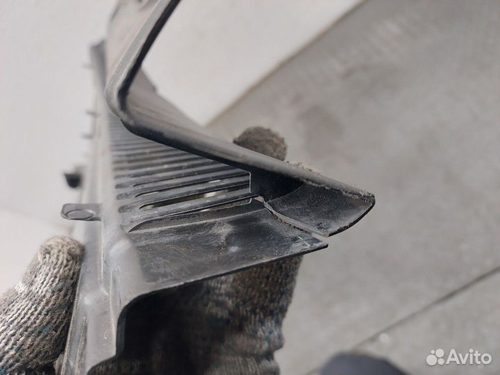 Жабо под дворники Volkswagen Jetta 7 2018