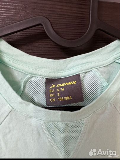 Футболка для фитнеса