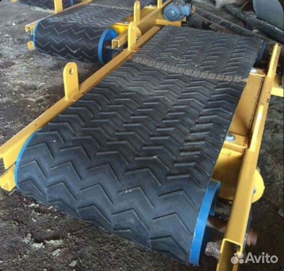 Конвеиер желобчатыи