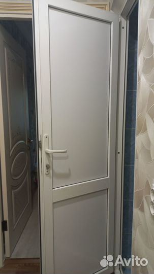 Дверь пластиковая