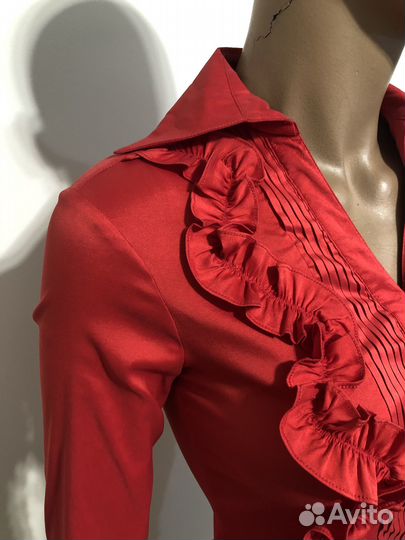 Блузка красная