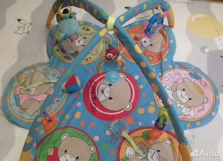Развивающий коврик, дуга для игрушек на коляску