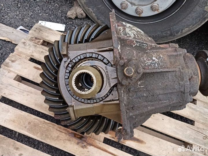 Редуктор MAN Commandor F2000