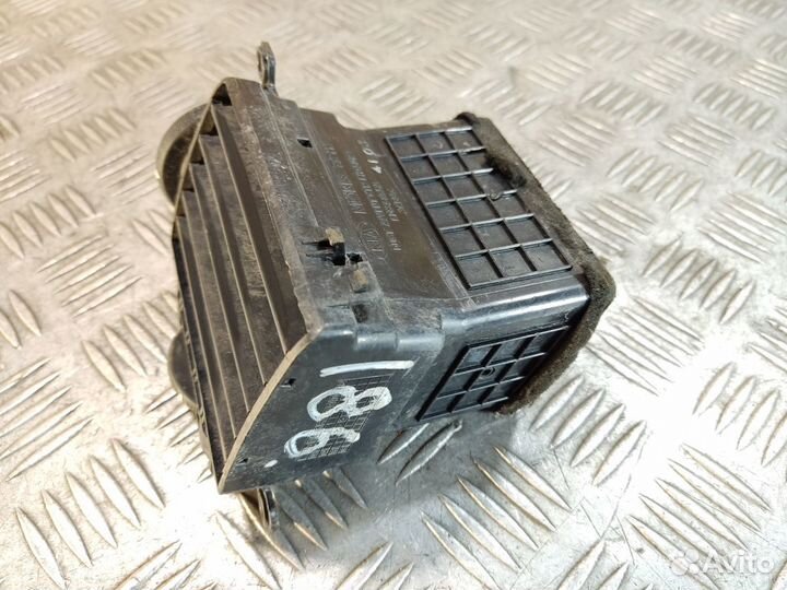 Дефлектор воздушный Kia Cerato 2004-2008