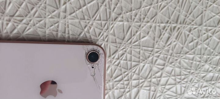 Телефон iPhone