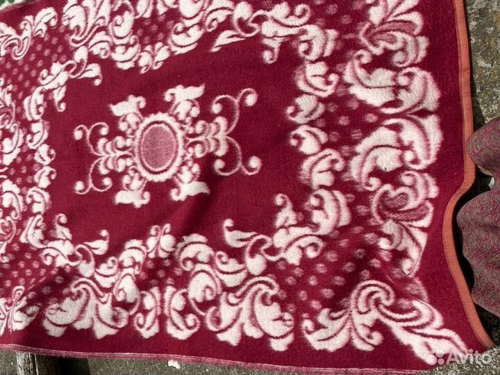 Шерстяные одеяла лебедь