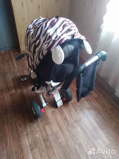 Трехколесный велосипед с родительской ручкой