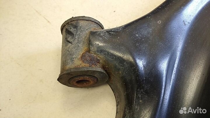 Рычаги подвески передний правый