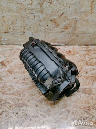 Коллектор впускной Kia Cerato