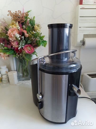 Соковыжималка Polaris 800 Вт