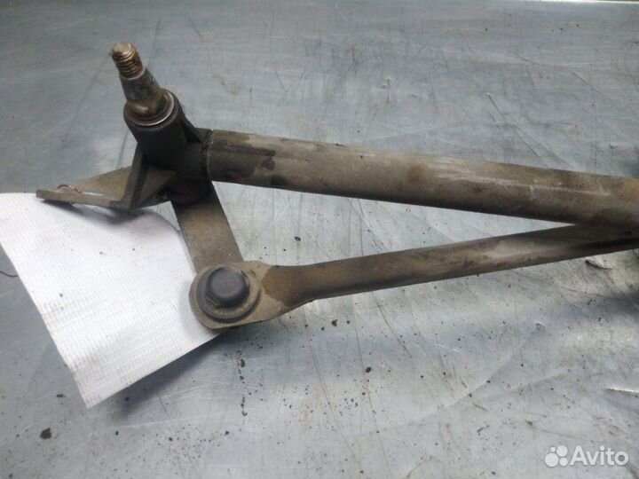 Трапеция стеклоочистителей Audi 80/90 B4