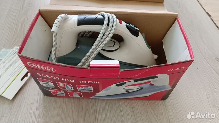 Утюг новый