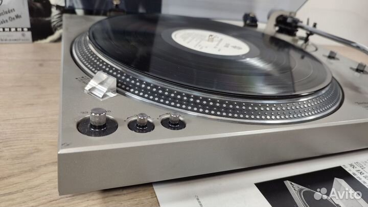 Проигрыватель винила Technics SL-1600. Made Japan