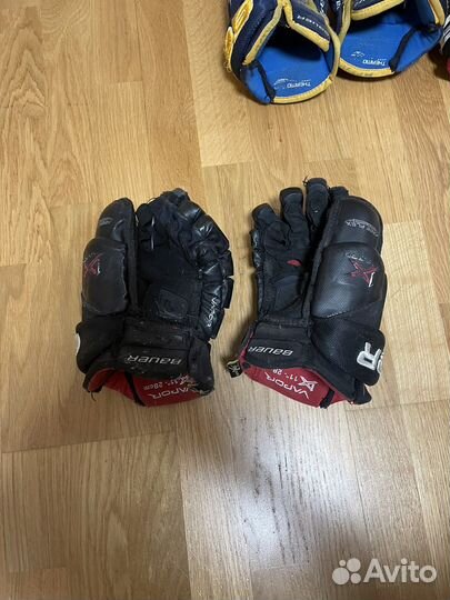 Краги хоккейные