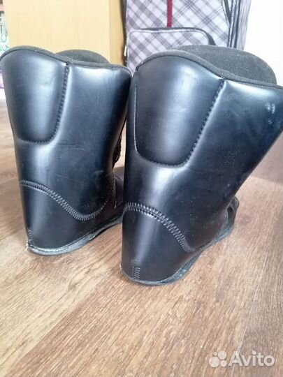 Сноубордические ботинки 38-39 чёрные