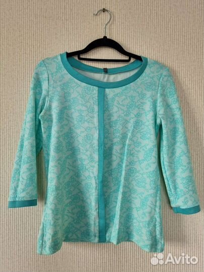 Кофточка трикотажная, 42 размер