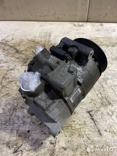 Компрессор кондиционера Mercedes-Benz E-Class W212